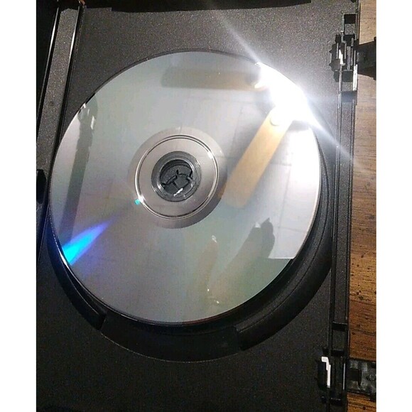 Pretty In Pink: Everything's Duckie Edition Wide Screen Special Features - Picture 5 of 5